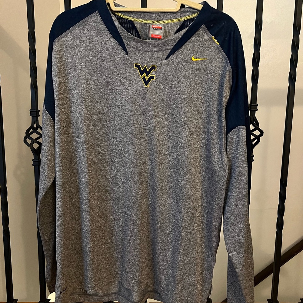 Nike Heather Gray and Navy Team Shirt